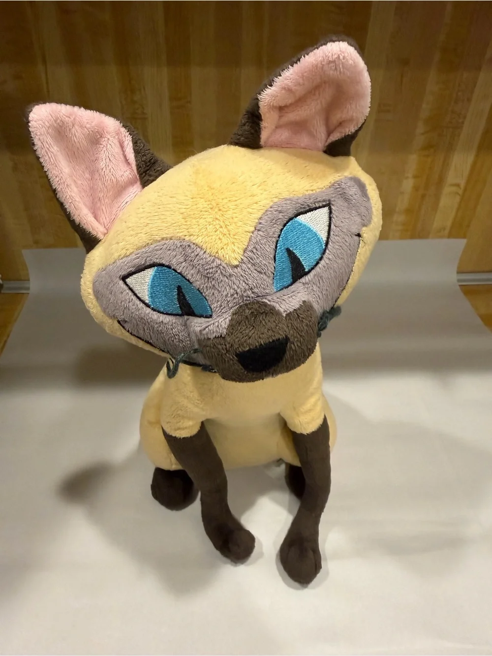 Disney Store Si Siamese Cat Plush Stuffed Animal Lady